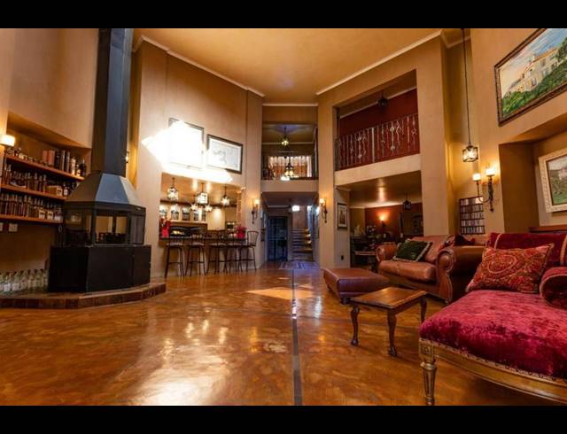 10 BEDROOM HOUSE FOR SALE IN FERNDALE